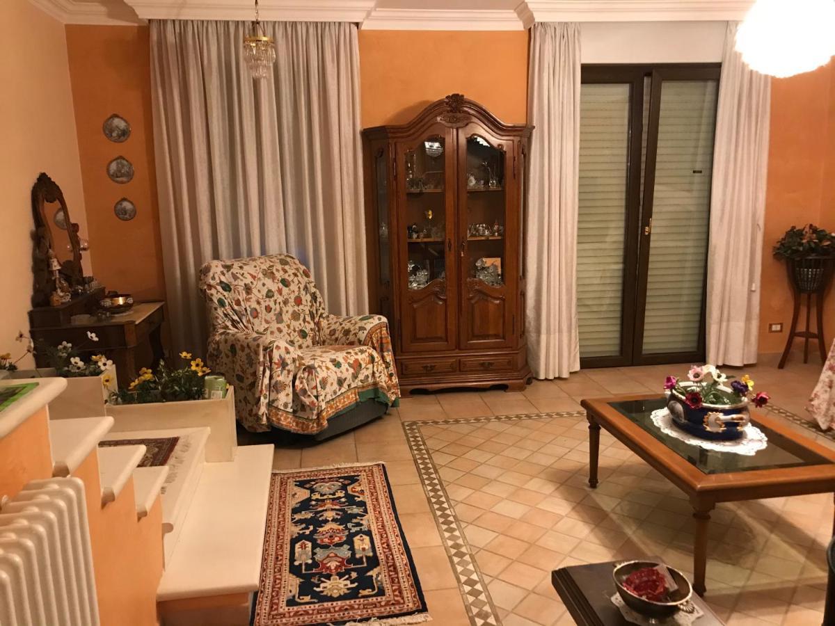 Torretta Villa ลาควิลา ภายนอก รูปภาพ